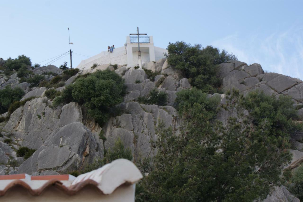 Гостьовий будинок Casa Angelita Caminito Del Rey, Duplex Con Terraza En El Centro De Andalucia Valle de Abdalagis Екстер'єр фото
