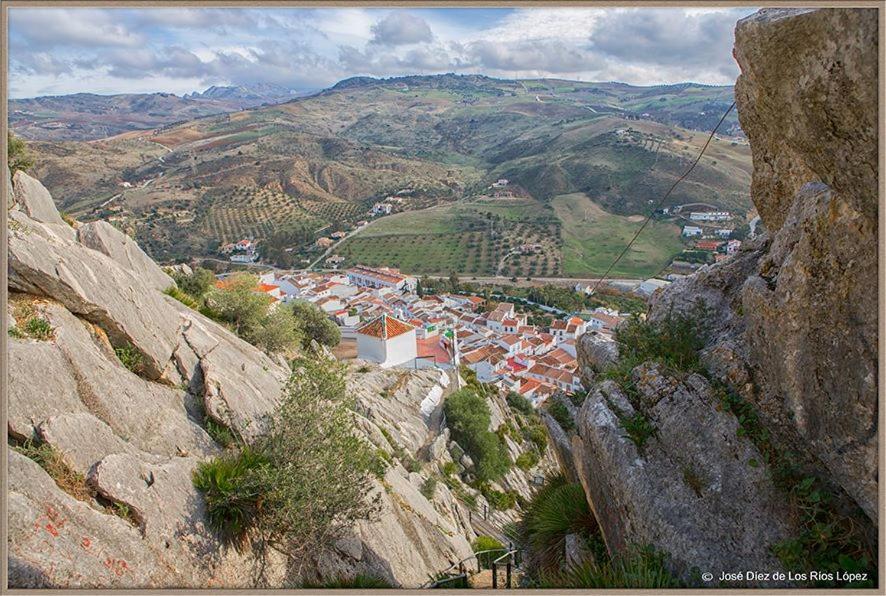 Гостьовий будинок Casa Angelita Caminito Del Rey, Duplex Con Terraza En El Centro De Andalucia Valle de Abdalagis Екстер'єр фото